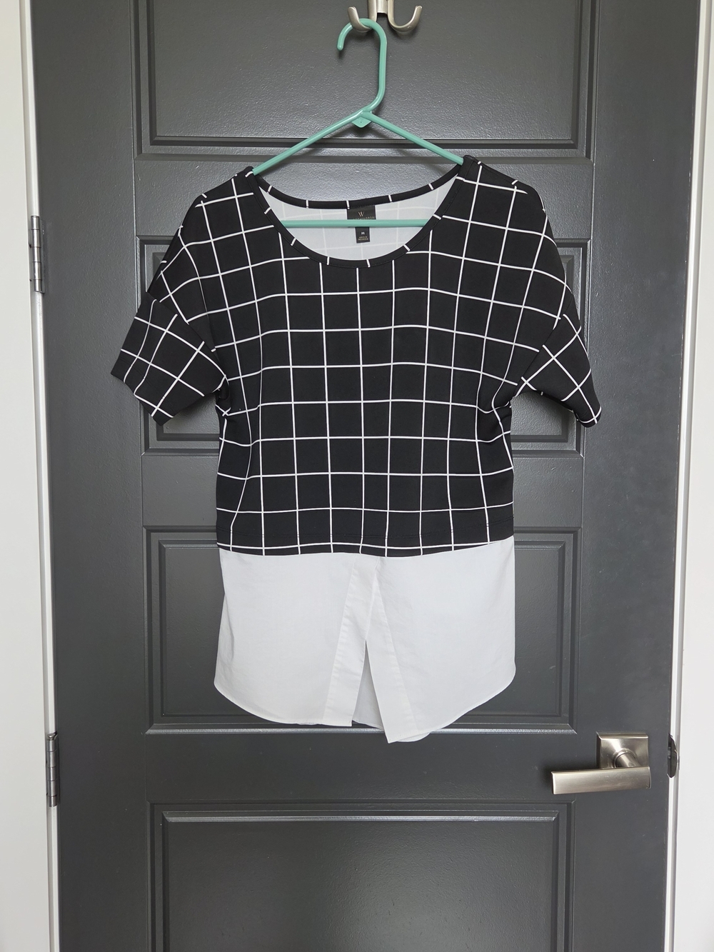 Worthington Black and White Grid Short Sleeve Layered Top